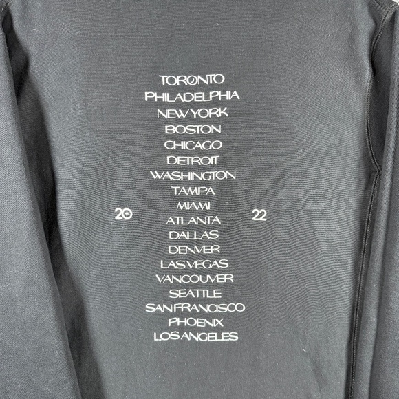 The Weekend After Hours Till Dawn Stadium Tour Official Merch Sweatshirt Large - Picture 4 of 9